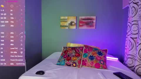 Emma online show from September 18, 2025, 5:26 pm