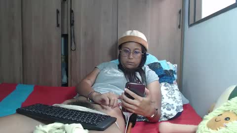 emmasweet95 online show from March 6, 2025, 8:05 pm
