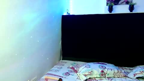 Snapshot of emmatower chatting on September 27, 2025, 7:19 pm emmatower online show from September 27, 2025, 7:19 pm