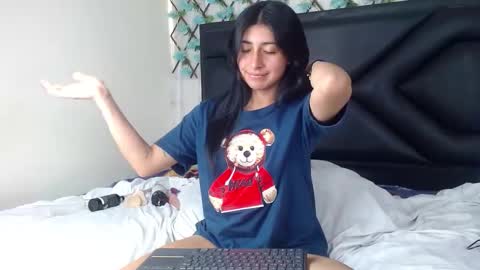  Emma  online show from November 29, 2025, 4:54 pm