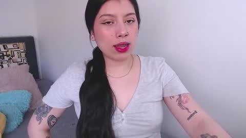 Emily  Independent model online show from October 26, 2025, 9:31 pm