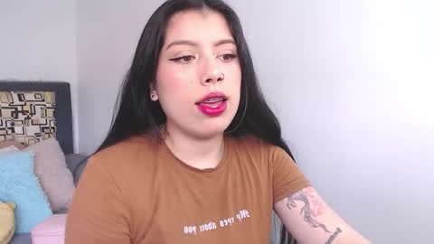 Emily  Independent model online show from November 1, 2025, 9:06 pm