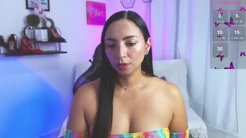 Emmi Cam online show from May 8, 2026, 1:05 pm