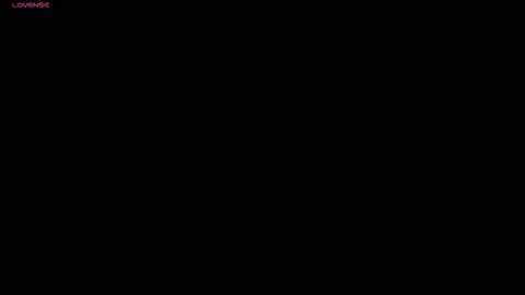 Snapshot of emmi_collins chatting on December 19, 2025, 8:49 pm emmi_collins online show from December 19, 2025, 8:49 pm