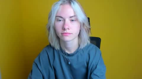 Emmi online show from September 9, 2025, 5:07 am