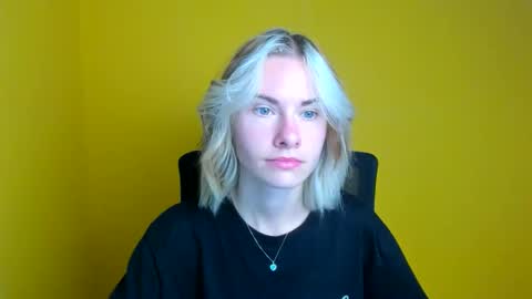 Emmi online show from September 11, 2025, 5:29 am