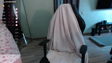 Emily online show from May 16, 2026, 4:17 pm