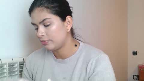 Snapshot of emmie_xxx chatting on September 30, 2025, 8:08 am emmie online show from September 30, 2025, 8:08 am