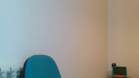 emmie online show from November 10, 2025, 9:19 am