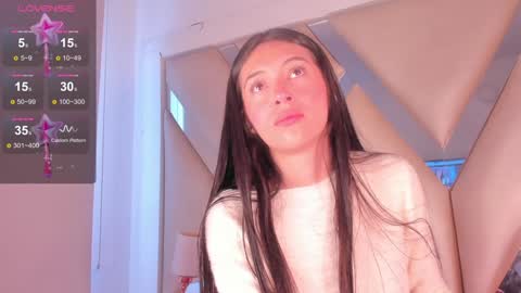 Snapshot of emmily_evans_ chatting on January 13, 2025, 1:06 pm emmily_evans_ online show from January 13, 2025, 1:06 pm