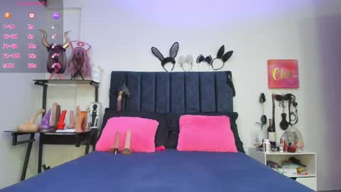 Snapshot of emmily_giraldo chatting on February 26, 2025, 12:03 pm online show from February 26, 2025, 12:03 pm