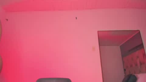 Snapshot of emmily_savage chatting on February 2, 2025, 4:15 am    online show from February 2, 2025, 4:15 am
