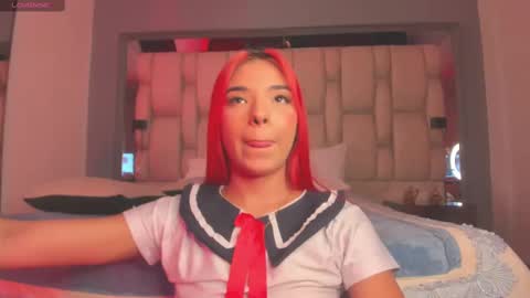 Snapshot of emmily_savage chatting on February 15, 2025, 10:00 am    online show from February 15, 2025, 10:00 am
