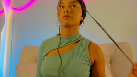 Snapshot of emmilybratz chatting on May 20, 2026, 2:01 pm EMMILY online show from May 20, 2026, 2:01 pm