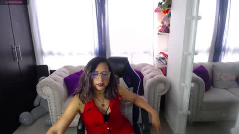 Emmily online show from January 4, 2025, 10:13 pm