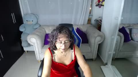 Emmily online show from February 6, 2025, 12:00 am