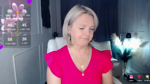 Snapshot of emmmam chatting on October 8, 2025, 8:50 pm emmmam online show from October 8, 2025, 8:50 pm