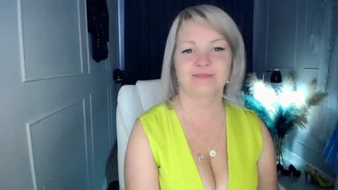 emmmam online show from April 24, 2026, 9:12 am