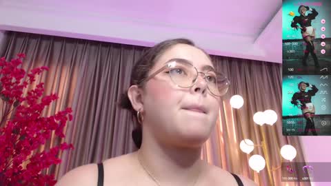 Emmy Walker online show from December 31, 2024, 2:14 pm