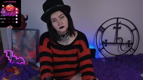 Snapshot of emmybrightj_ chatting on October 26, 2025, 2:06 am Emmy Bright     50  online show from October 26, 2025, 2:06 am
