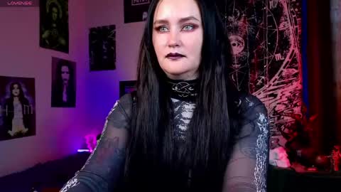 Emmy Bright     50  online show from May 19, 2026, 2:07 am