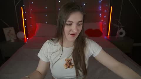 Snapshot of emmycharm chatting on March 19, 2026, 12:31 pm E M M Y online show from March 19, 2026, 12:31 pm