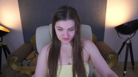 Snapshot of emmycharm chatting on June 15, 2026, 5:42 am E M M Y online show from June 15, 2026, 5:42 am