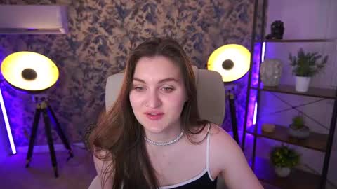 Snapshot of emmycharm chatting on June 29, 2026, 5:25 am E M M Y online show from June 29, 2026, 5:25 am