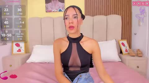 Snapshot of emmycruzz chatting on February 24, 2025, 2:51 am emmy online show from February 24, 2025, 2:51 am