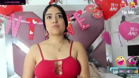 emmymiller1 online show from February 14, 2025, 7:44 pm