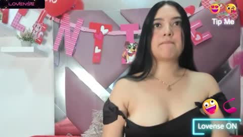 emmymiller1 online show from February 25, 2025, 8:19 pm