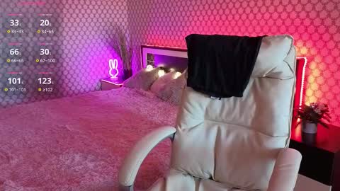 Emma online show from September 25, 2025, 9:24 am