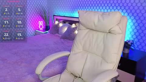 Emma online show from September 30, 2025, 7:02 am