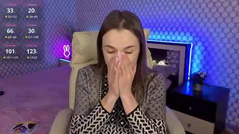 Emma online show from October 26, 2025, 7:09 pm