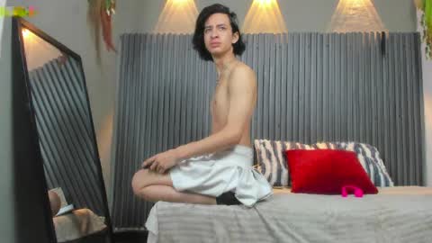 emmyy_fantasyy online show from April 20, 2026, 12:30 pm