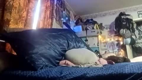 emoney8269 online show from March 22, 2026, 12:52 pm