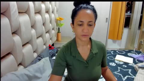Snapshot of emperatriztapia chatting on February 7, 2025, 3:12 am emperatriztapia online show from February 7, 2025, 3:12 am