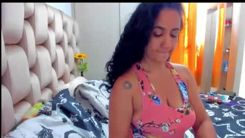 Snapshot of emperatriztapia chatting on March 2, 2025, 9:32 pm emperatriztapia online show from March 2, 2025, 9:32 pm