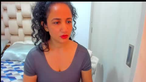 Snapshot of emperatriztapia chatting on March 3, 2026, 9:21 pm emperatriztapia online show from March 3, 2026, 9:21 pm