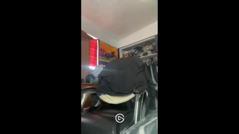 Snapshot of empereurcxliv chatting on February 11, 2026, 3:17 pm empereurcxliv online show from February 11, 2026, 3:17 pm