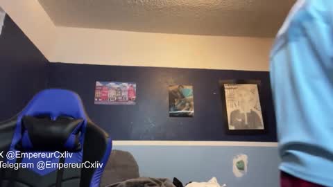 Snapshot of empereurcxliv chatting on March 11, 2026, 6:19 am empereurcxliv online show from March 11, 2026, 6:19 am