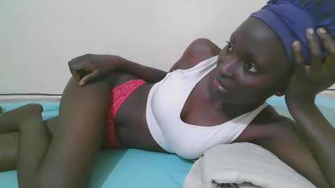 Snapshot of empress_ivy1 chatting on April 13, 2026, 6:13 pm empress_ivy1 online show from April 13, 2026, 6:13 pm