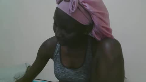 Snapshot of empress_ivy1 chatting on May 23, 2026, 3:27 pm empress_ivy1 online show from May 23, 2026, 3:27 pm