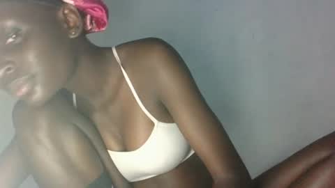 Snapshot of empress_ivy1 chatting on July 5, 2026, 6:26 pm empress_ivy1 online show from July 5, 2026, 6:26 pm