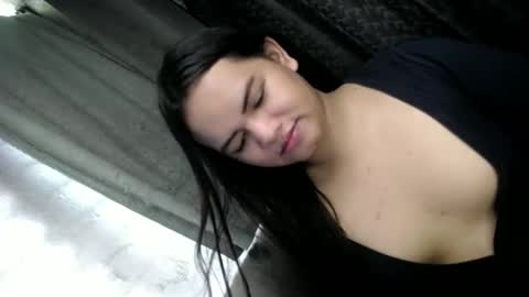 Snapshot of empressrheo chatting on February 14, 2026, 4:20 am empressrheo online show from February 14, 2026, 4:20 am