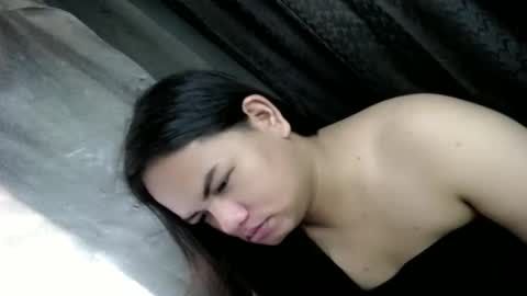 empressrheo online show from April 23, 2026, 5:19 am