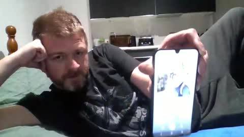 emrys2016833836 online show from February 12, 2026, 6:14 pm