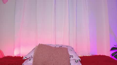 Snapshot of emy_cole1 chatting on July 3, 2026, 3:02 am Emy online show from July 3, 2026, 3:02 am