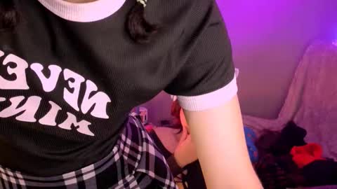 emy_flaker online show from March 13, 2026, 5:03 am