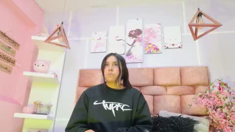 Emy Noa  online show from September 24, 2025, 3:32 am